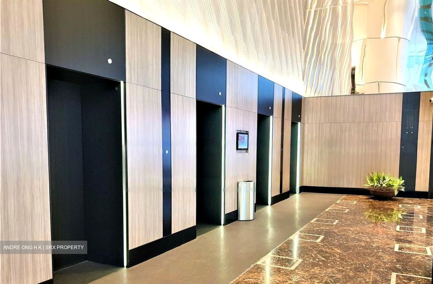 United Square (D11), Office #451251701